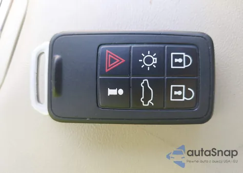 2013 Volvo Xc60 3.2 from USA, damaged, VIN YV4952DL1D2443435